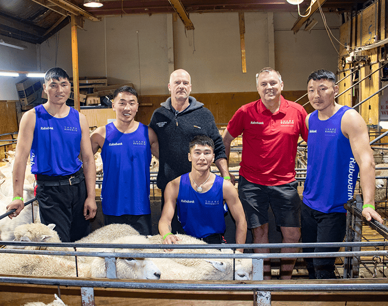 Mongolian herders Ama, Budee, Khanda and Baaska with Share Mongolia representative Mark Barrowcliffe (centre back row) and Paul Brough (2nd from right).